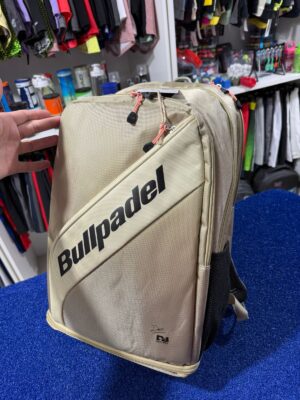 Mochila Bullpadel Delfi brea